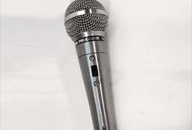 Microphone cầm tay Shure 12L-LC