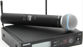 Bộ thu và phát kèm micro không dây cầm tay Shure SLX24/Beta58